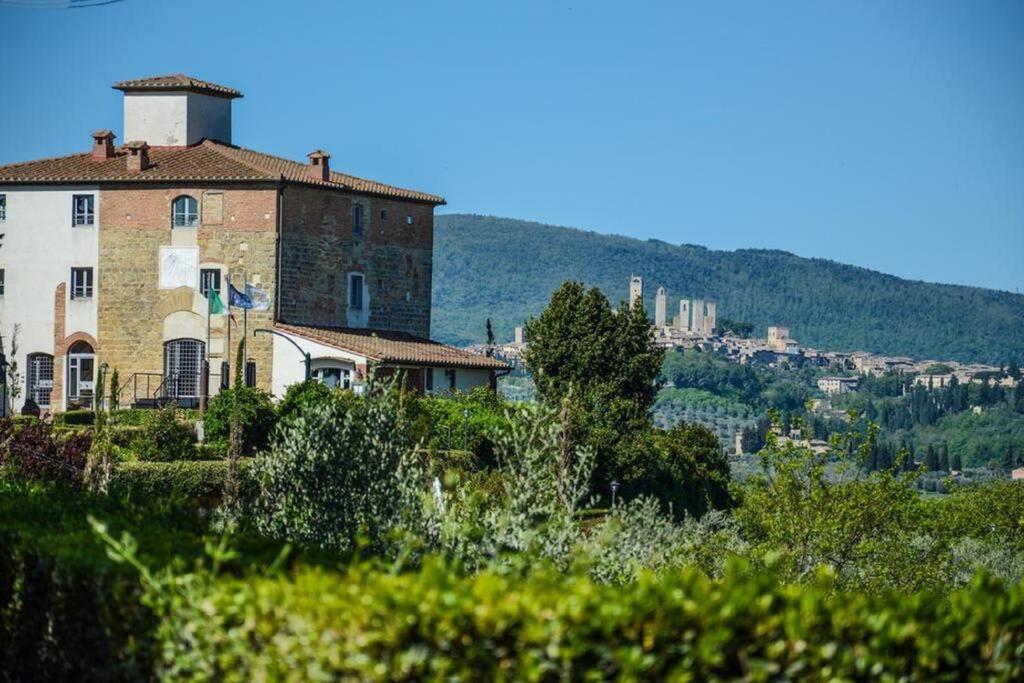 Castello Di Fulignano Ildebrando Superior Apartment Сан Джиминяно Екстериор снимка