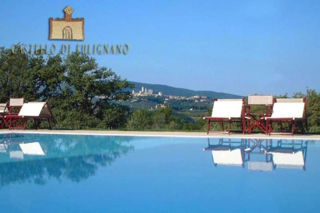 Castello Di Fulignano Ildebrando Superior Apartment Сан Джиминяно Екстериор снимка