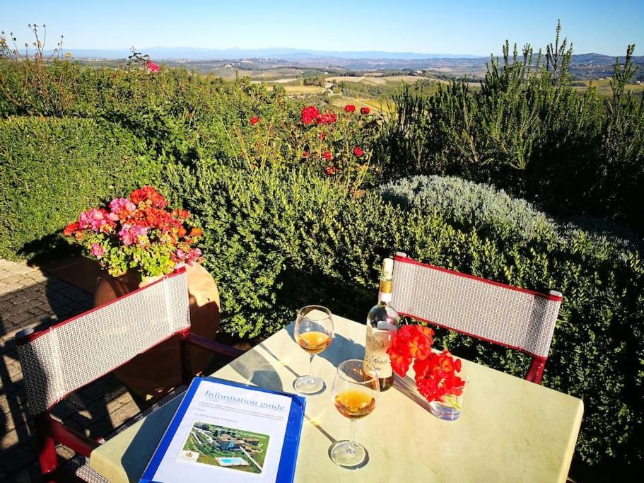 Castello Di Fulignano Ildebrando Superior Apartment Сан Джиминяно Екстериор снимка