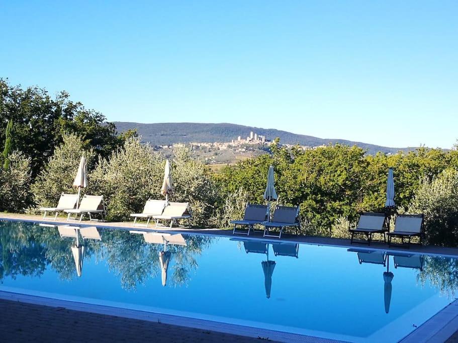 Castello Di Fulignano Ildebrando Superior Apartment Сан Джиминяно Екстериор снимка